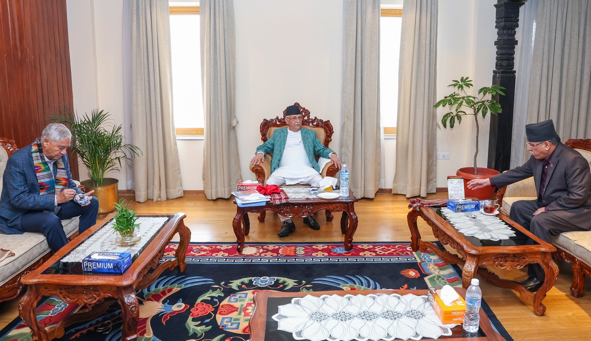 kp-oli-prachanda-sehrbahadur-deuba.jpg
